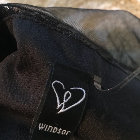 Very beautiful Windsor dress - Picture 6 of 6